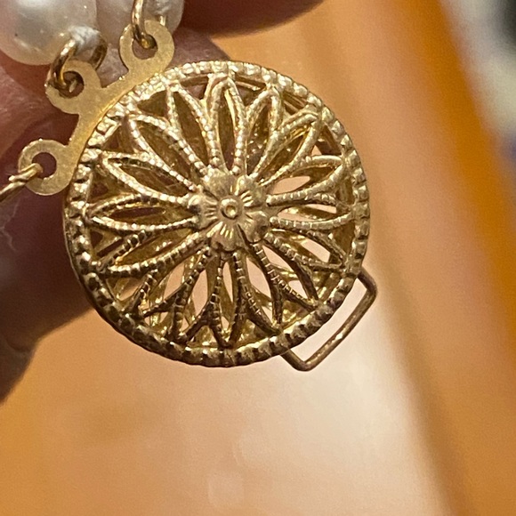 Vintage 14k tri band pearl bracelet - Picture 3 of 4